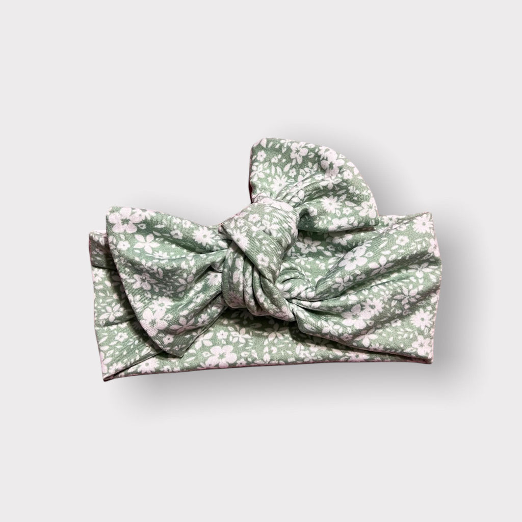Emma Grace Shoppe  Handmade Bow knot - Spring Green Floral