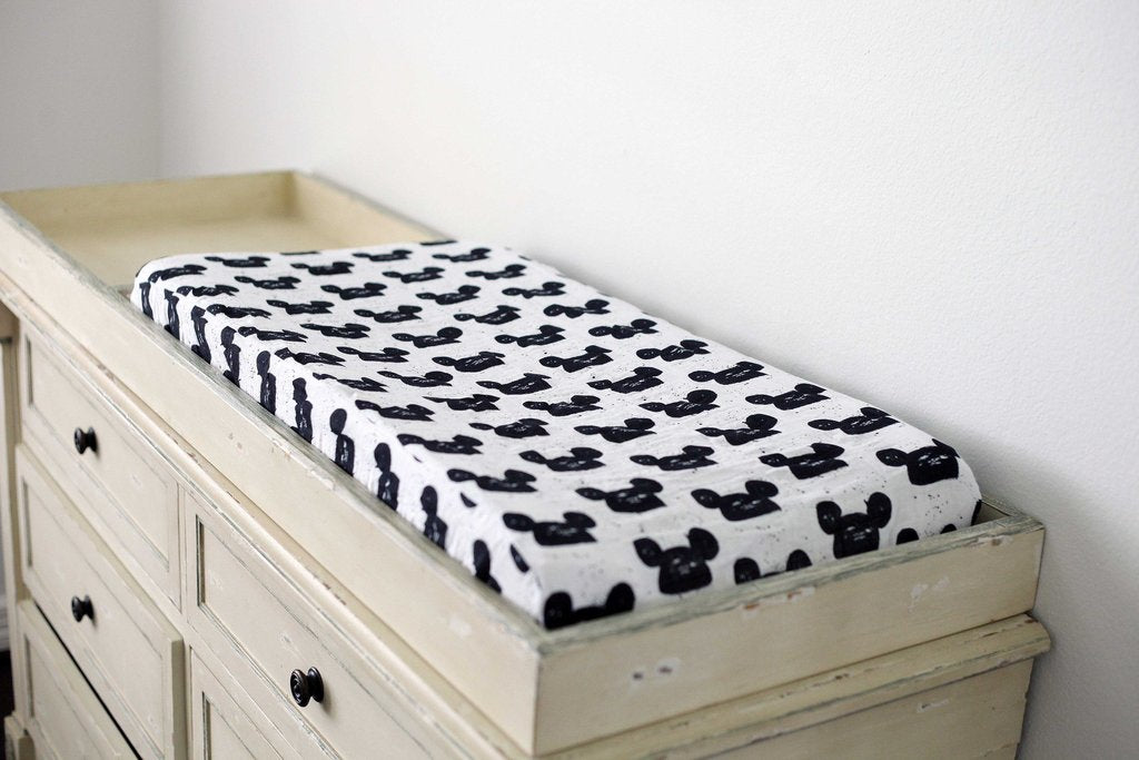 Organic changing pad cover - Modern Mouse