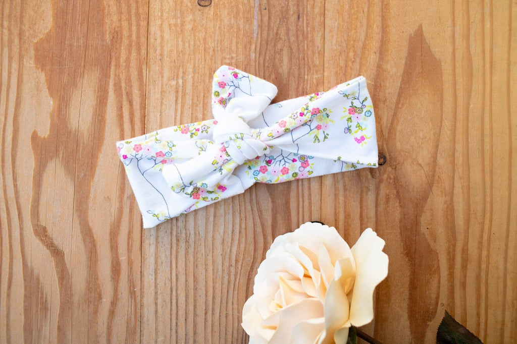 Cream Tiny Florette Bow or Bow Knot