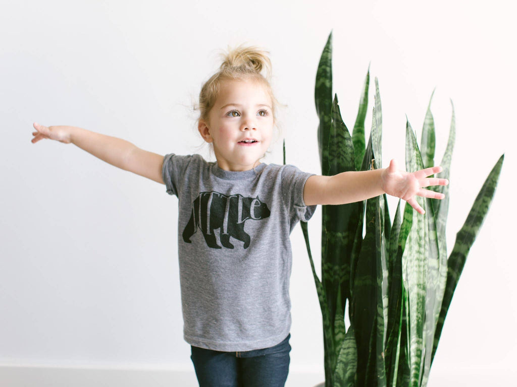 The Oyster's Pearl - Little Bear Kids Tee Size 4T