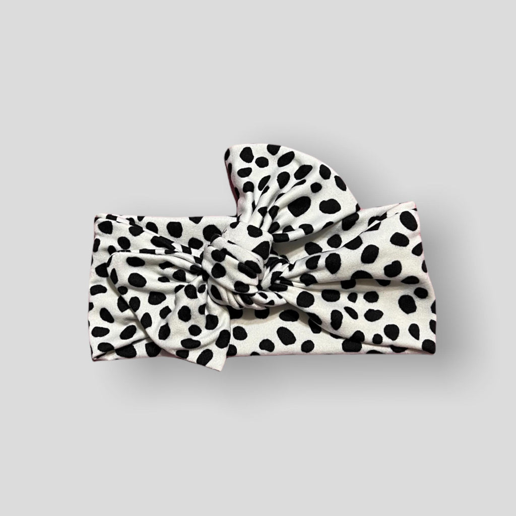 Emma Grace Shoppe  Handmade Bow knot - Black and White Spots