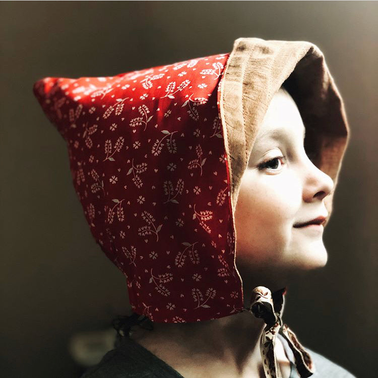 Indi Scout - Reversible Gnome Bonnet - Rust/Red Sizes XS and S
